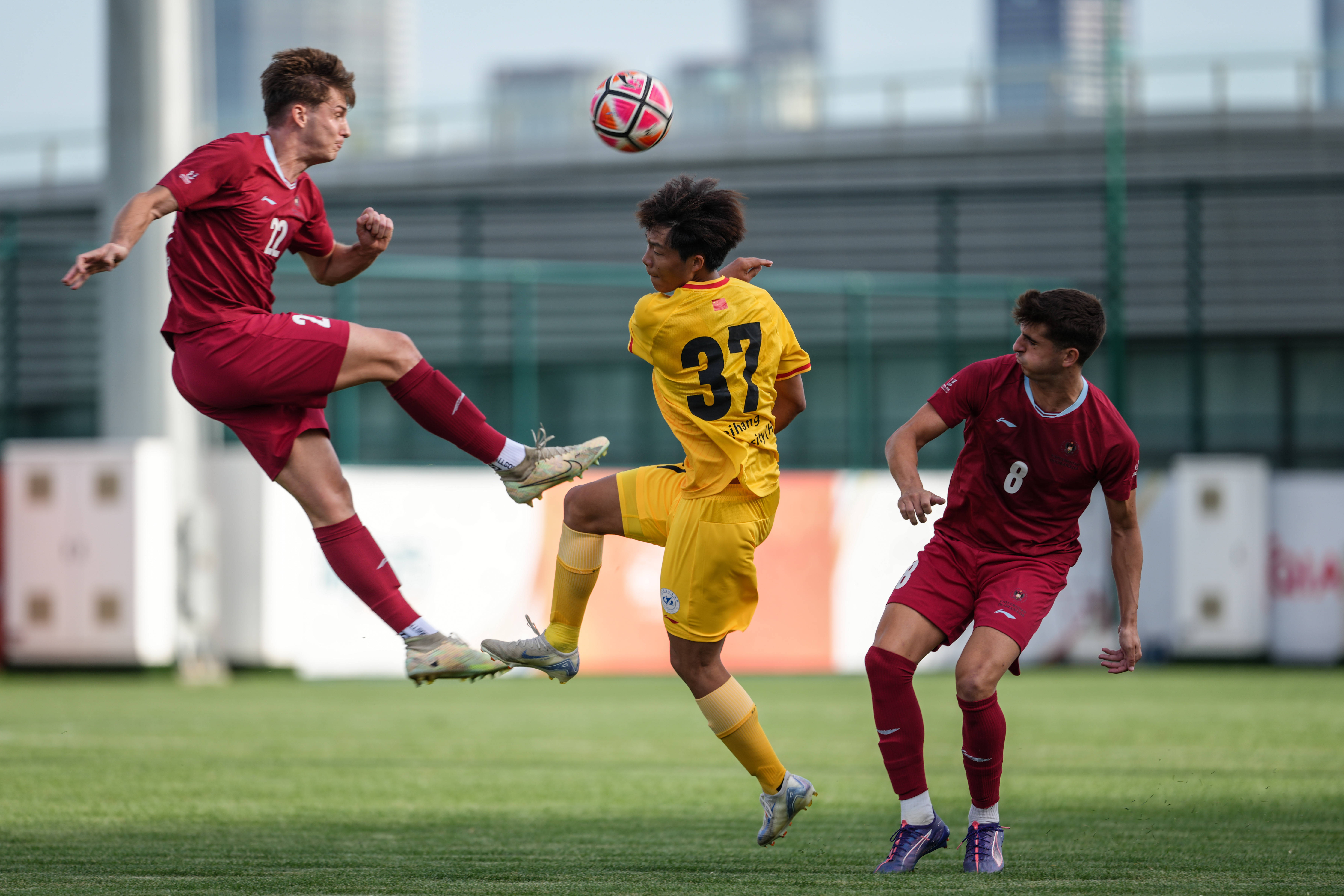 提供丰富的棋牌对战-足球俱乐部国际比赛取得优异战绩怎么写